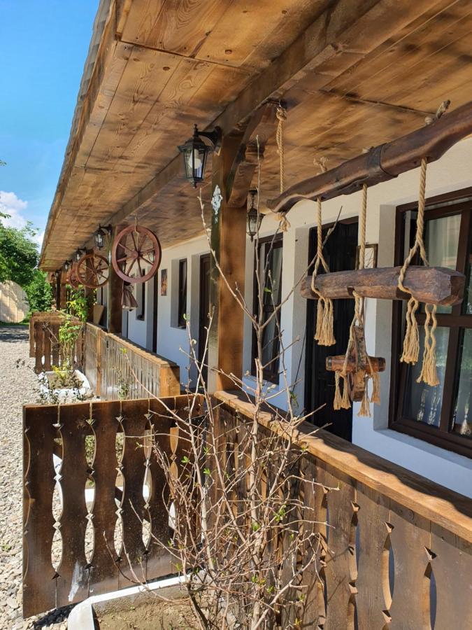 La Romaneasa Săpînţa Exteriör bild