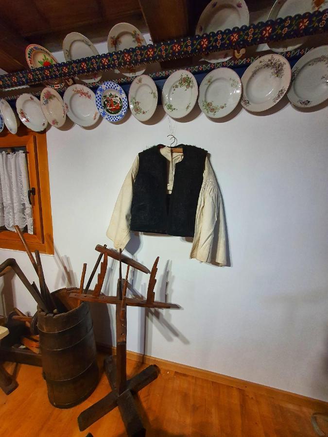 La Romaneasa Săpînţa Exteriör bild